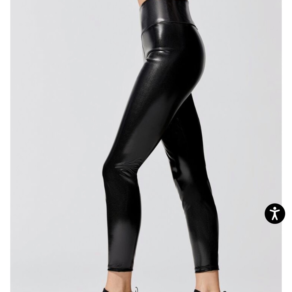 NEW! Carbon38 Patent high rise 7/8 legging